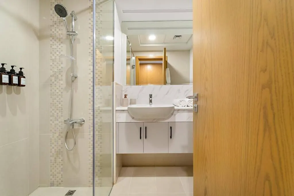 Elegant 3Br - Stunning Burj Khalifa View Apartment Dubai